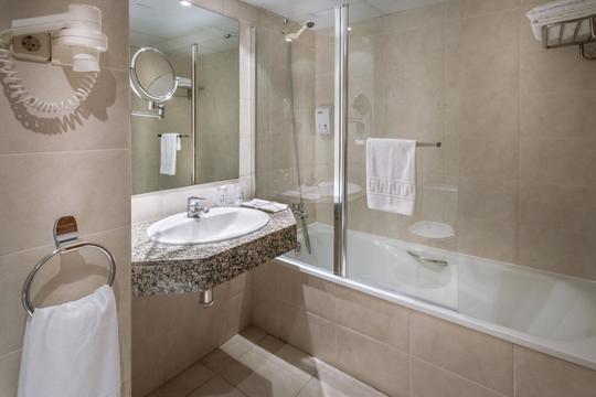 GHT Hotel Oasis Park & Spa