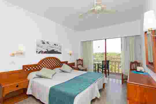 Hotel Pinos Playa